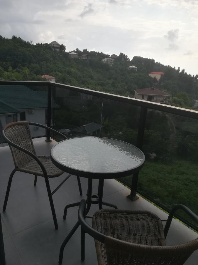 Boutique Hotel Sleep And Wine Батумі Екстер'єр фото