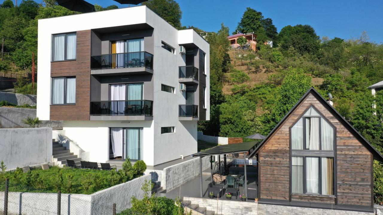 Boutique Hotel Sleep And Wine Батумі Екстер'єр фото