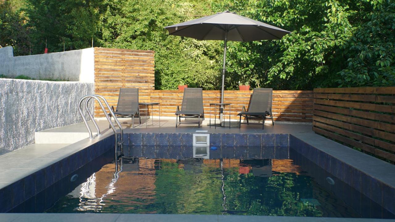 Boutique Hotel Sleep And Wine Батумі Екстер'єр фото