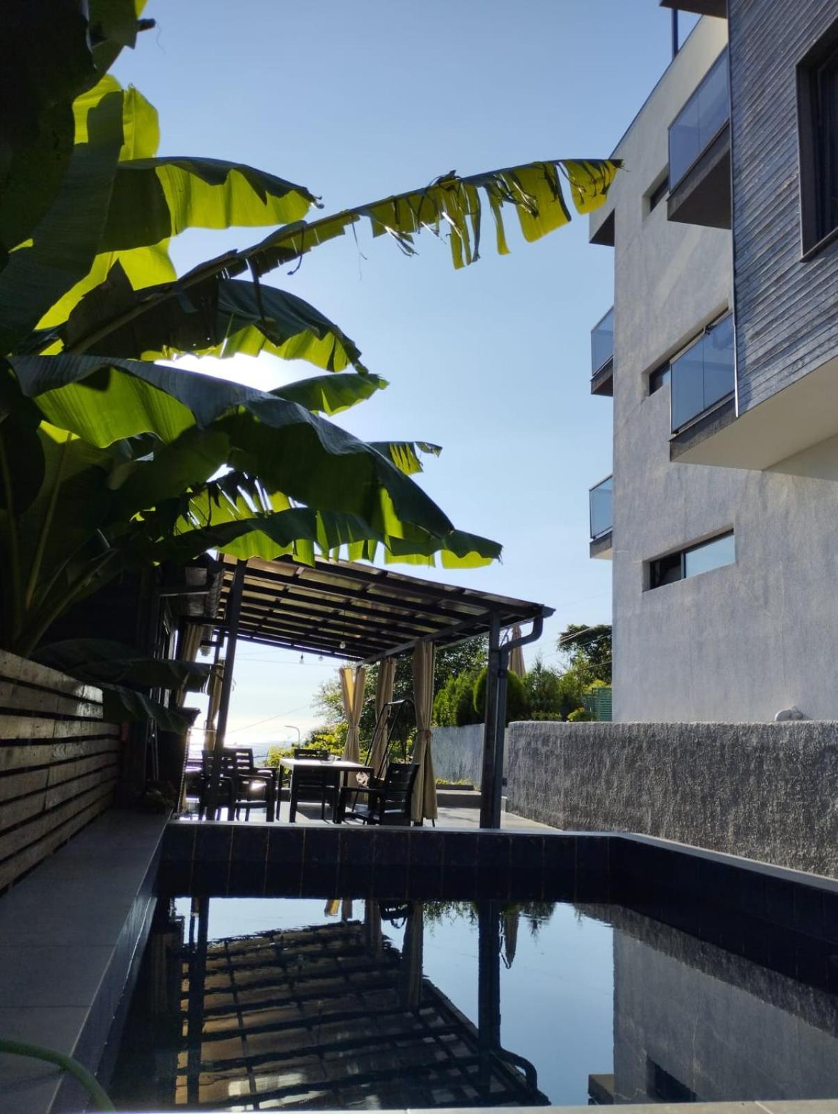Boutique Hotel Sleep And Wine Батумі Екстер'єр фото