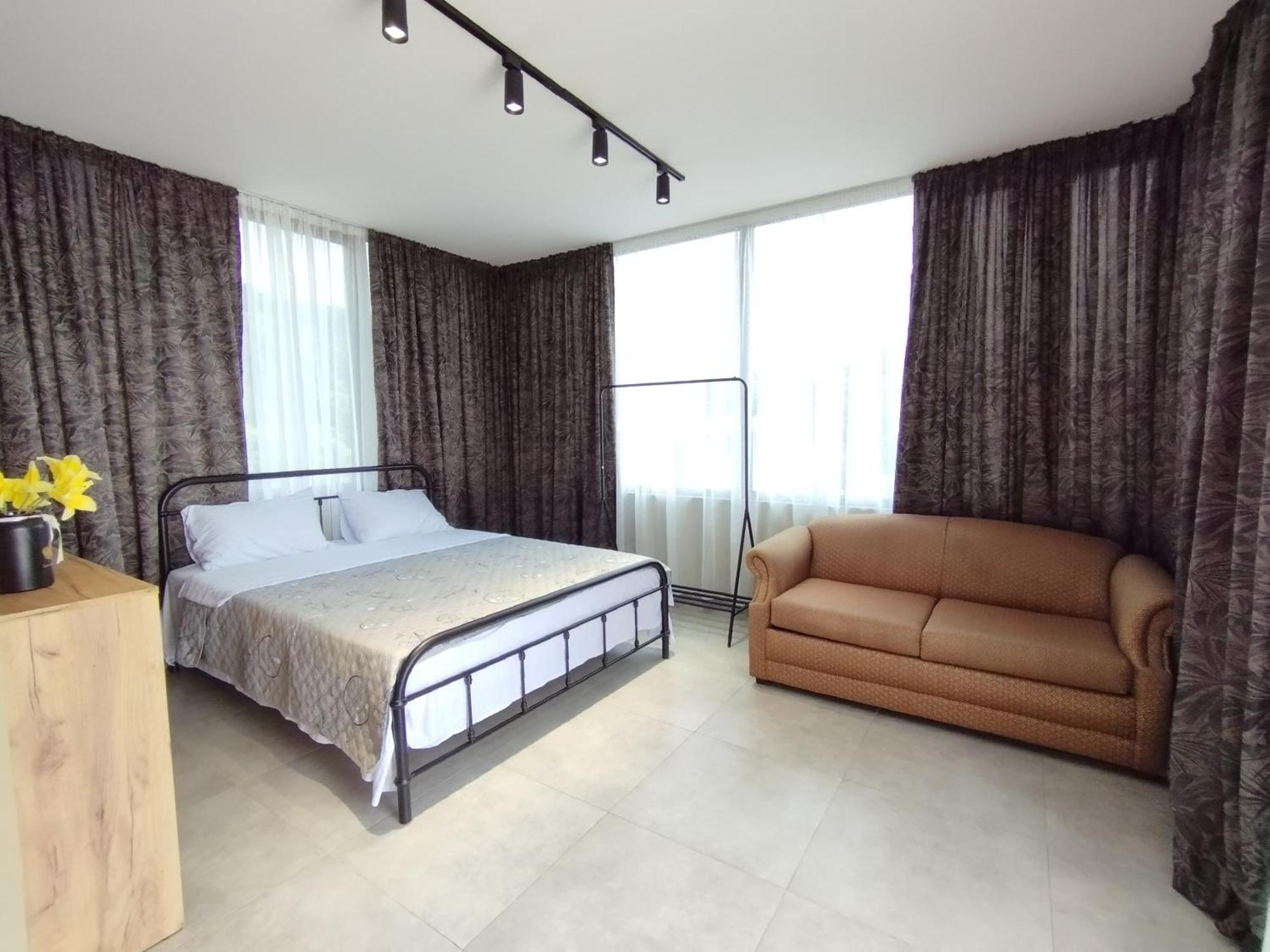 Boutique Hotel Sleep And Wine Батумі Екстер'єр фото
