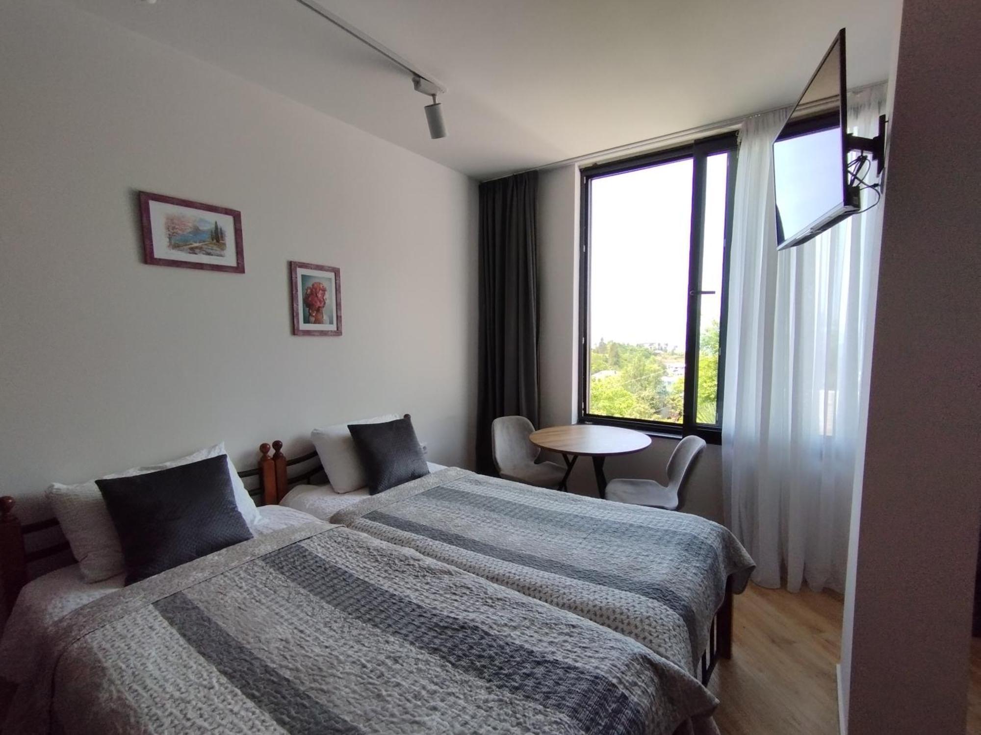 Boutique Hotel Sleep And Wine Батумі Екстер'єр фото